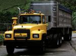 Mack RD600 1998 года